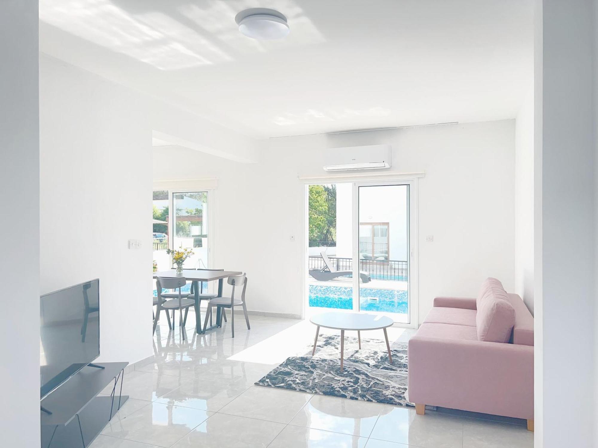 White Mountain Pool Villas Пафос Екстериор снимка