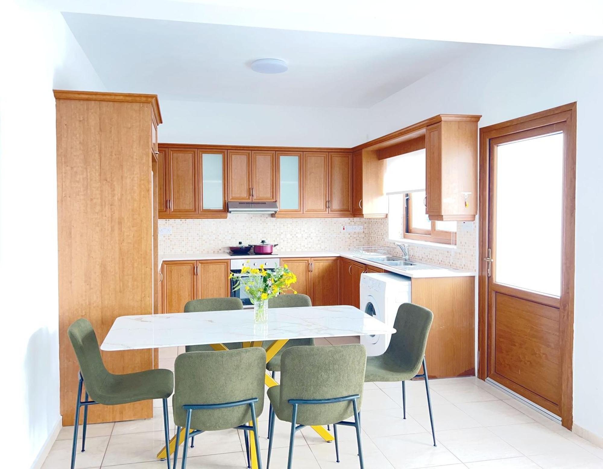 White Mountain Pool Villas Пафос Екстериор снимка