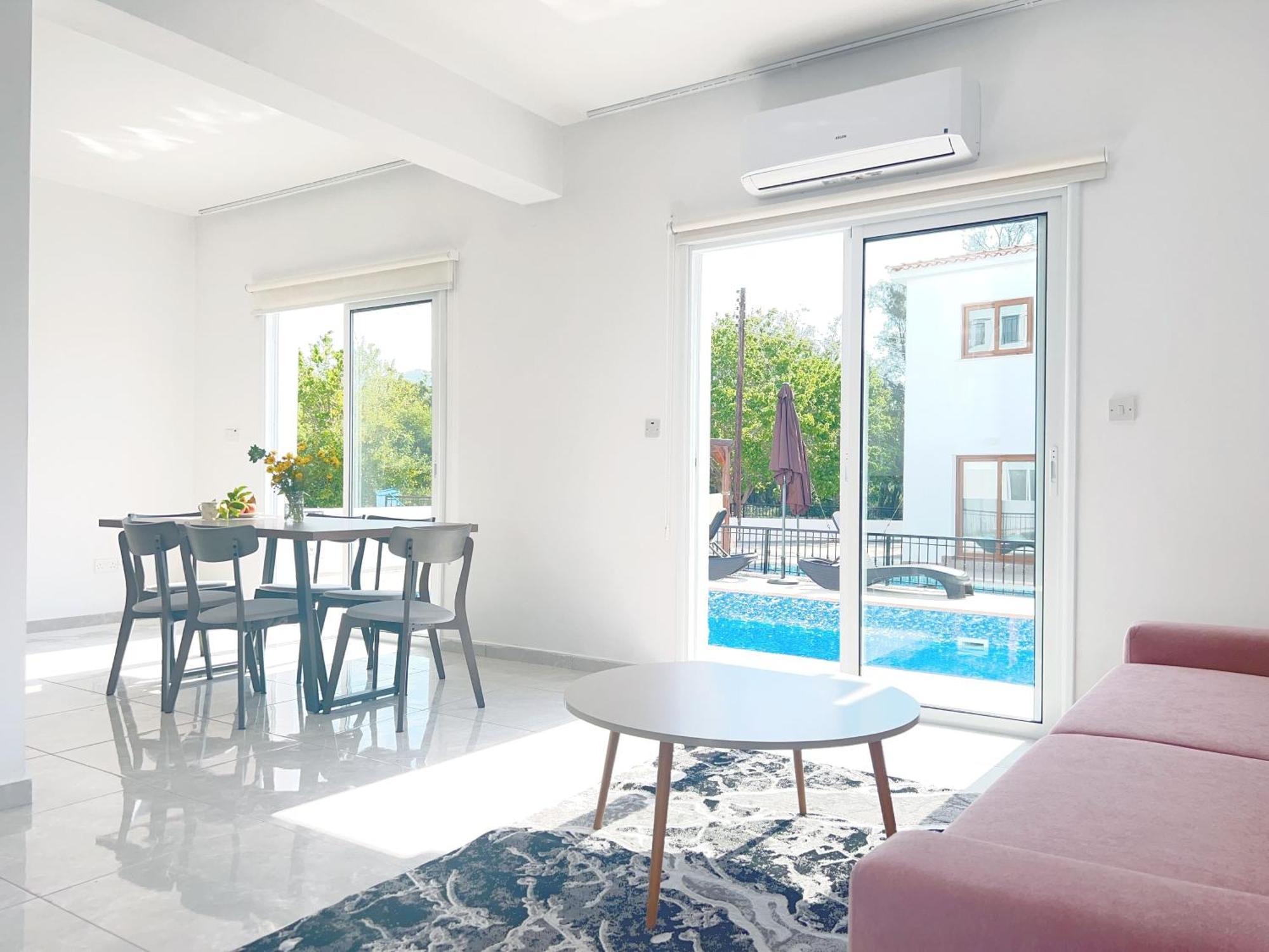 White Mountain Pool Villas Пафос Екстериор снимка