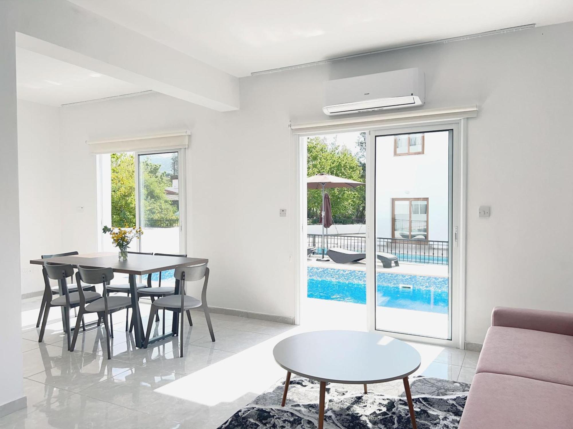 White Mountain Pool Villas Пафос Екстериор снимка