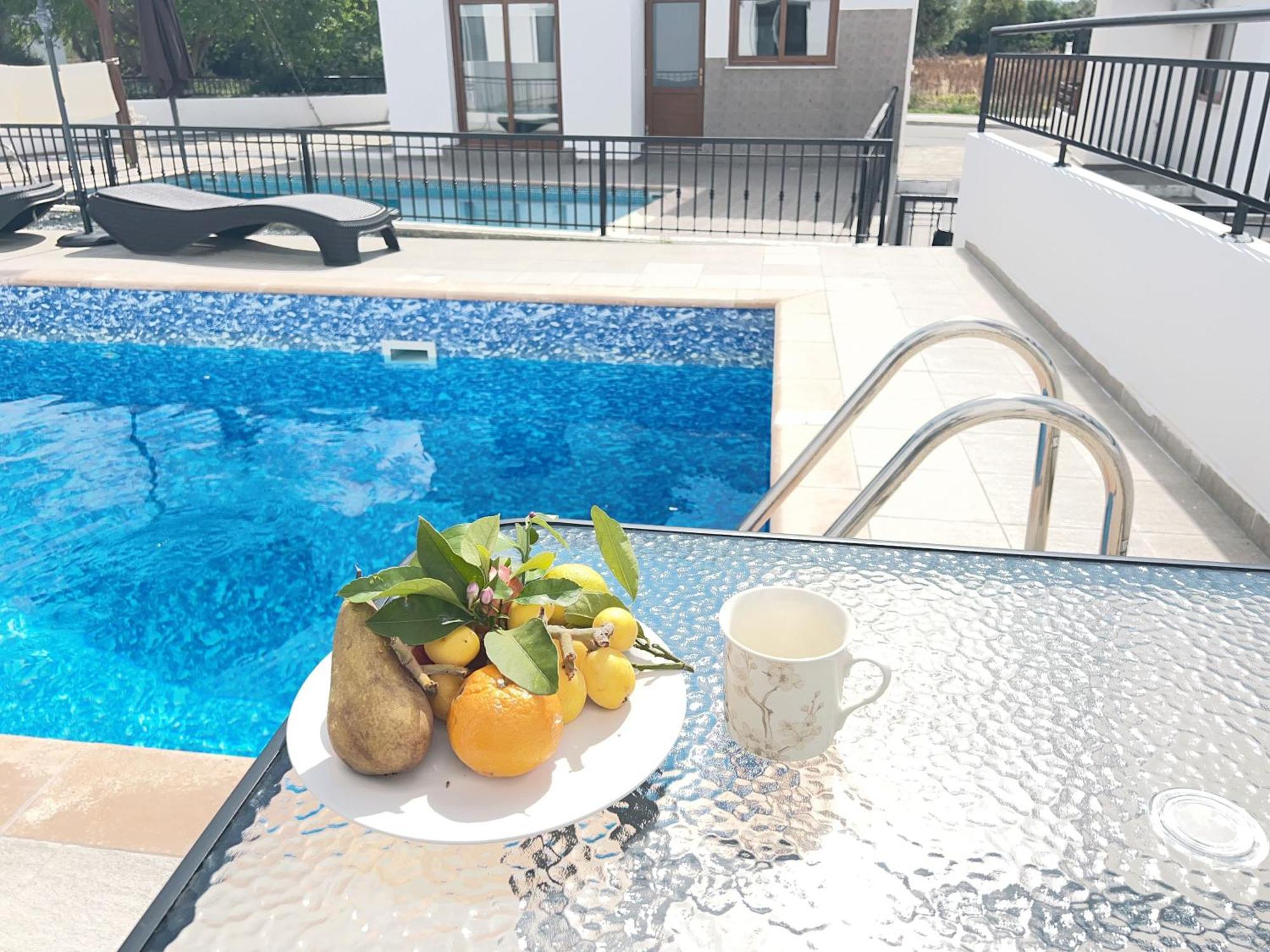 White Mountain Pool Villas Пафос Екстериор снимка