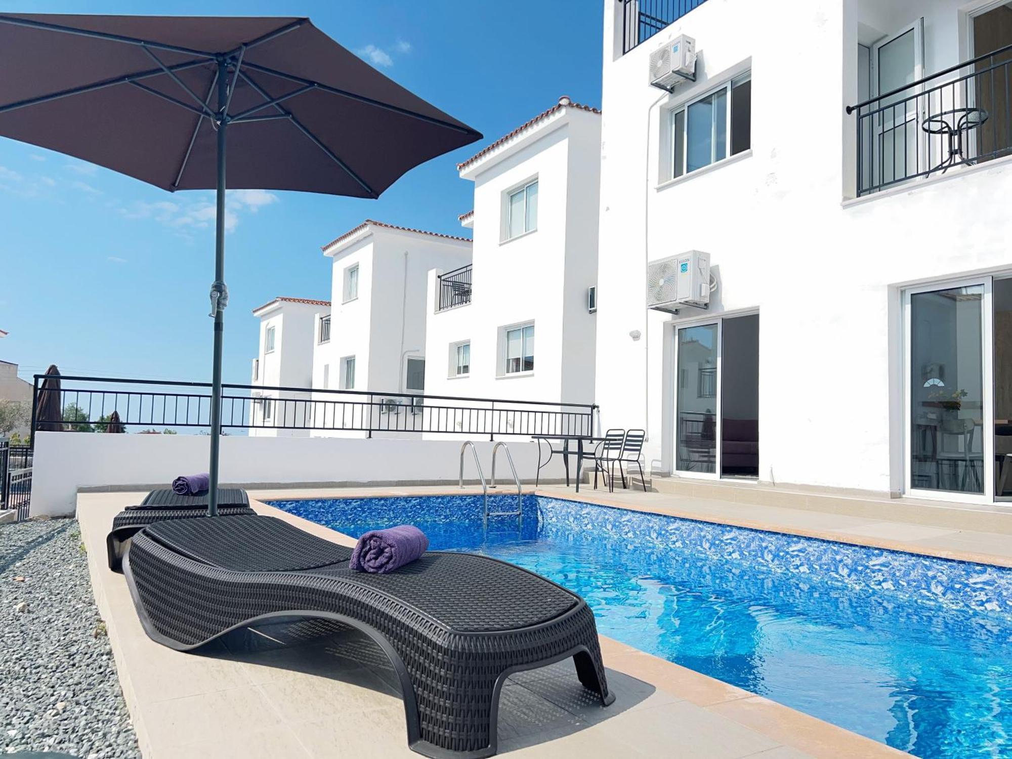 White Mountain Pool Villas Пафос Екстериор снимка
