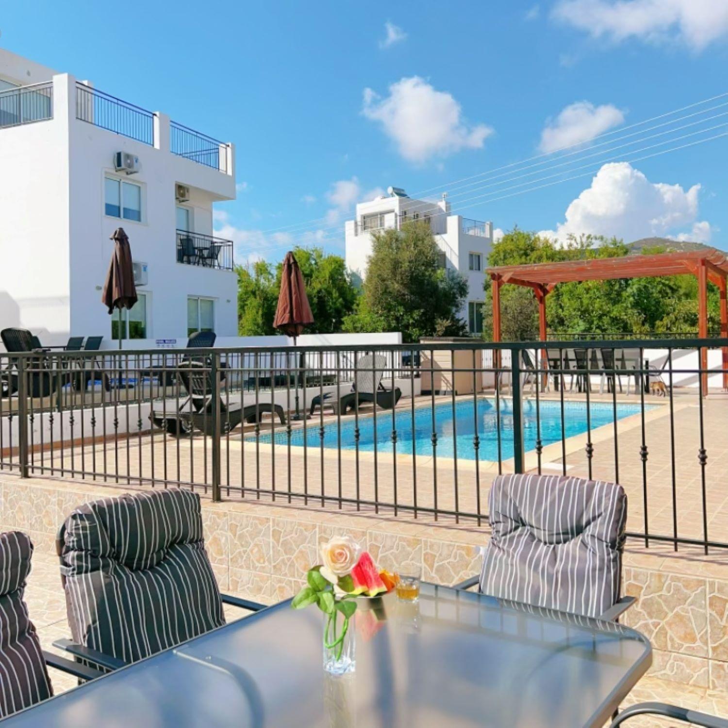 White Mountain Pool Villas Пафос Екстериор снимка